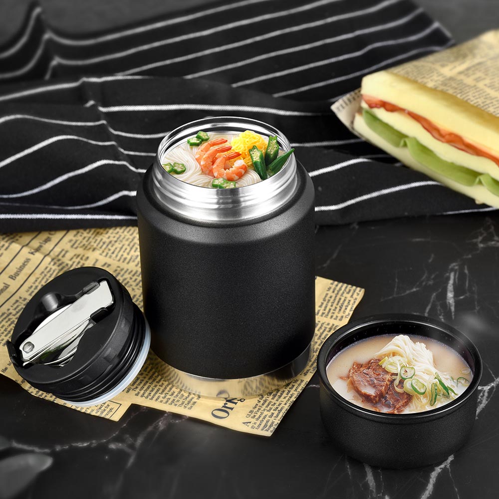 Thermos Food Jar With Spoon with porridge inside
