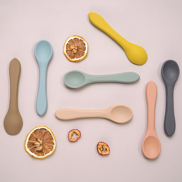 personalize silicone spoon for kids