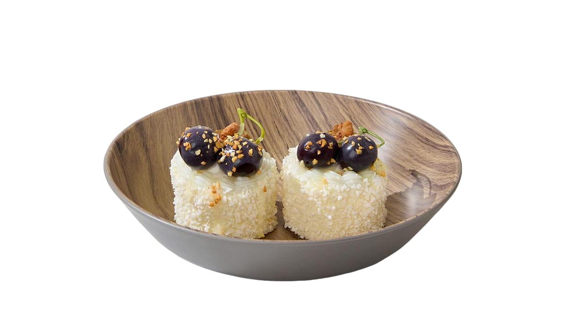 RPET printed bowl with the snack inside